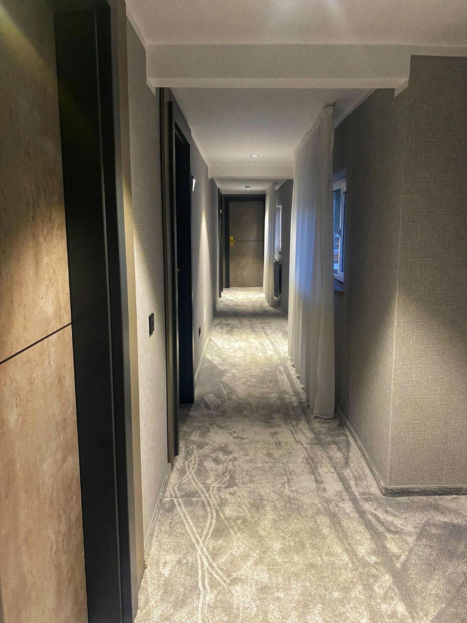 Hotel Plutitor Lebada Bicaz Bagian luar foto